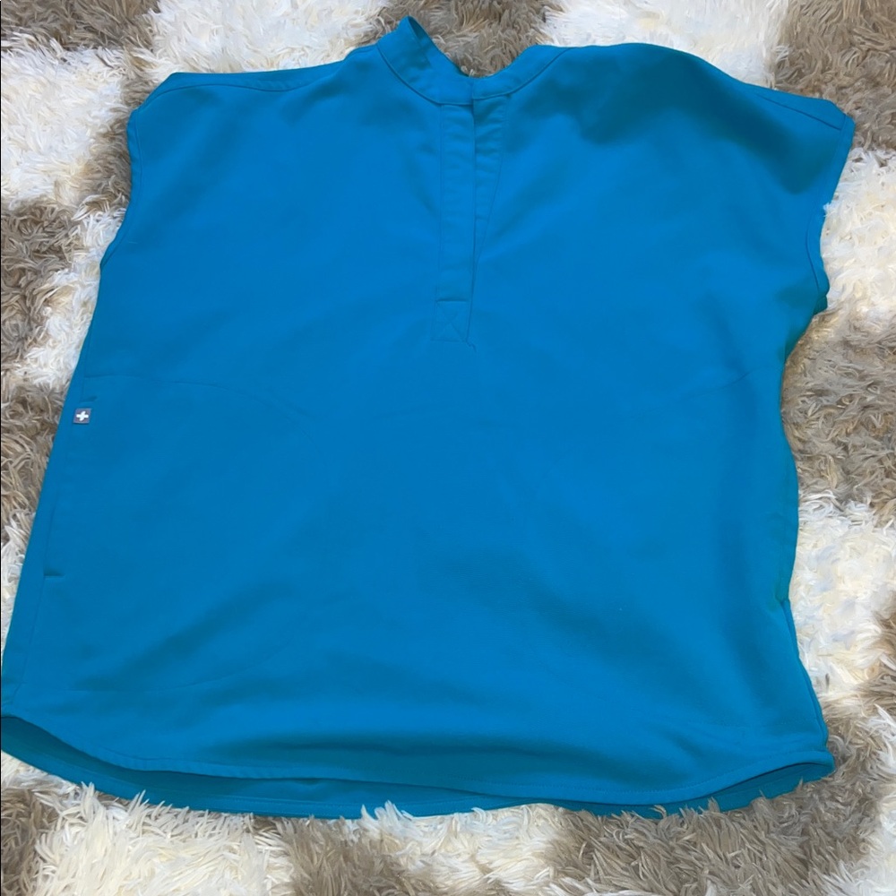 Figs Teal Short Sleeve Top